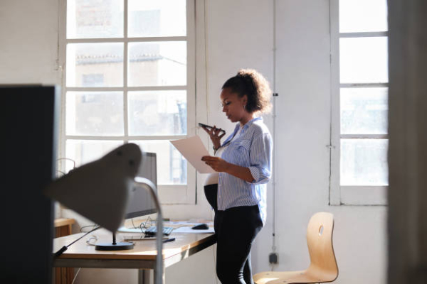 Autônoma tem direito a Salário Maternidade? - Taveira Advogados - Advocacia Previdenciária - Especialistas em INSS