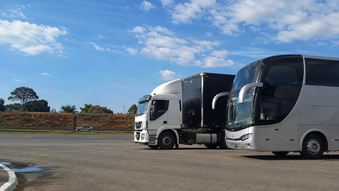 Motorista de caminhão e de ônibus: quando há direito à aposentadoria especial - Taveira Advogados - Advocacia Previdenciária - Especialistas em INSS